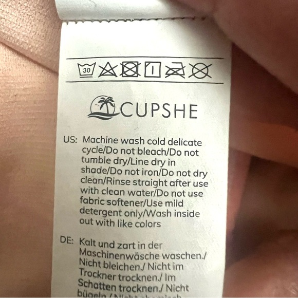 Cupshe M Coral Retro Boho Floral Halter Neck Tummy Control One-Piece Swimsuit - Picture 7 of 10